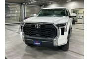$39945 : Toyota Tundra 2022 4x4 SR5 4 thumbnail