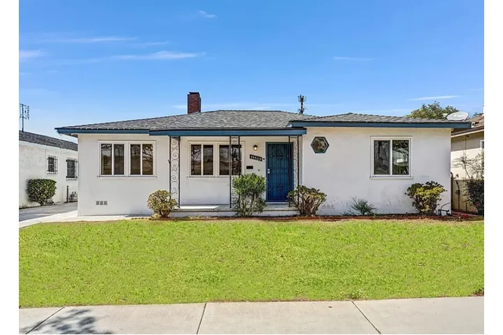 $2800 : 🏠Minutes from LAX✈ & SoFi🏟️ image 2