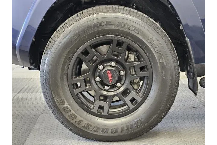 $34879 : Toyota 4Runner 2023 4x2 SR5 image 10