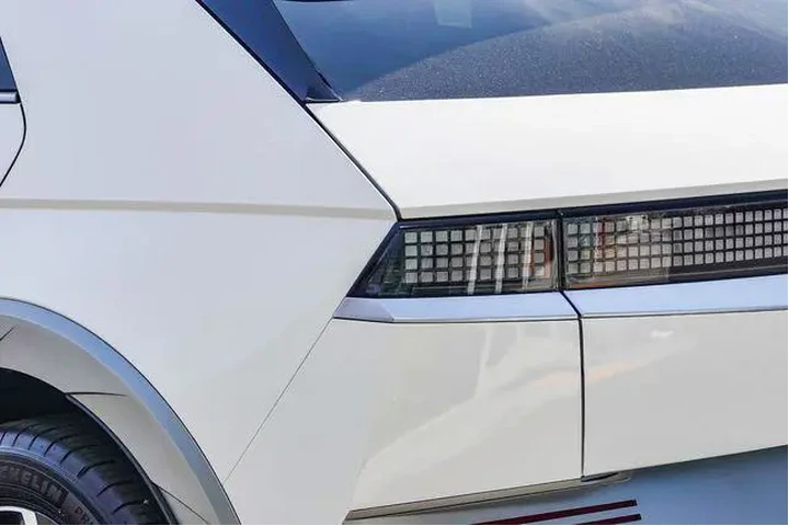 $31000 : Hyundai IONIQ 5 2024 Limited image 8