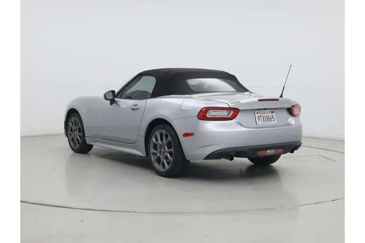 $18998 : FIAT 124 Spider 2019 Classic image 2