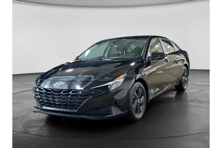 $18201 : Hyundai ELANTRA 2023 SEL 4dr image 8