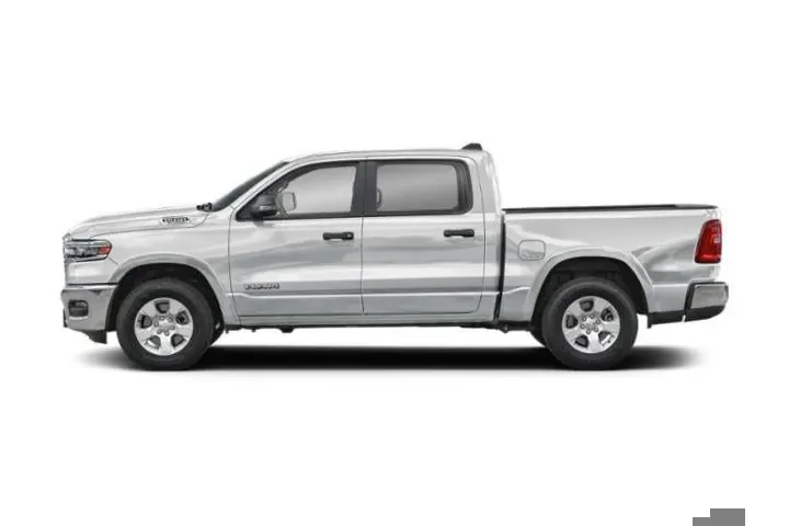 $36619 : Ram 1500 2025 4x4 Big Horn 4 image 2