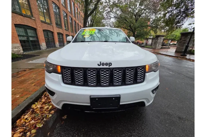 $20500 : 2019 Grand Cherokee Altitude image 10