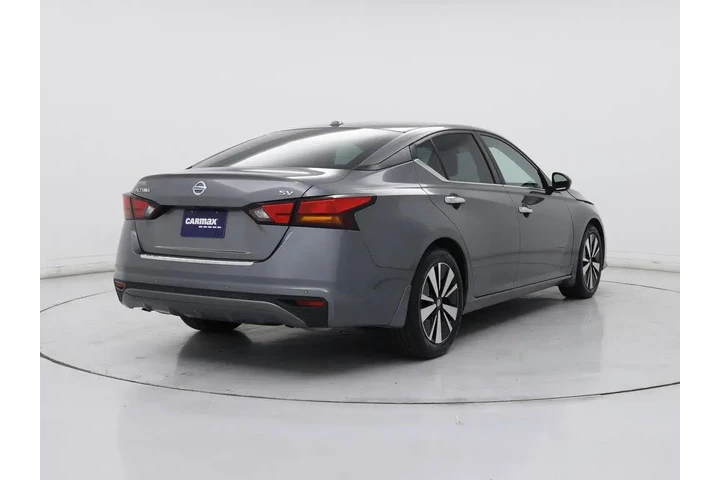 $21998 : Nissan Altima 2022 2.5 SV 4d image 8