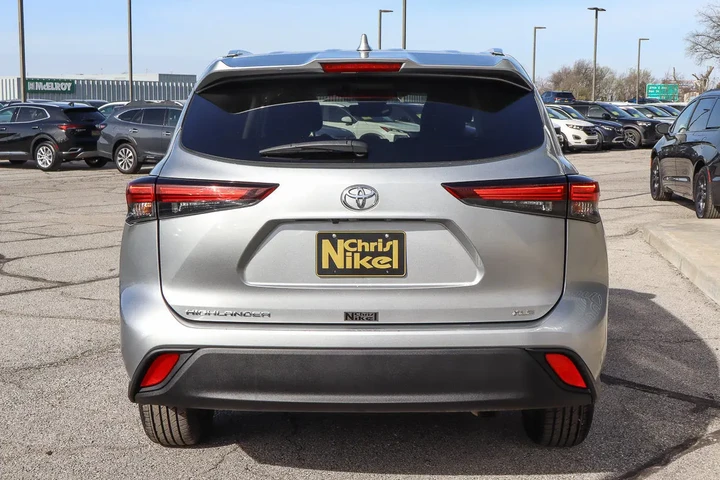 $34488 : 2024 Highlander XLE FWD image 5