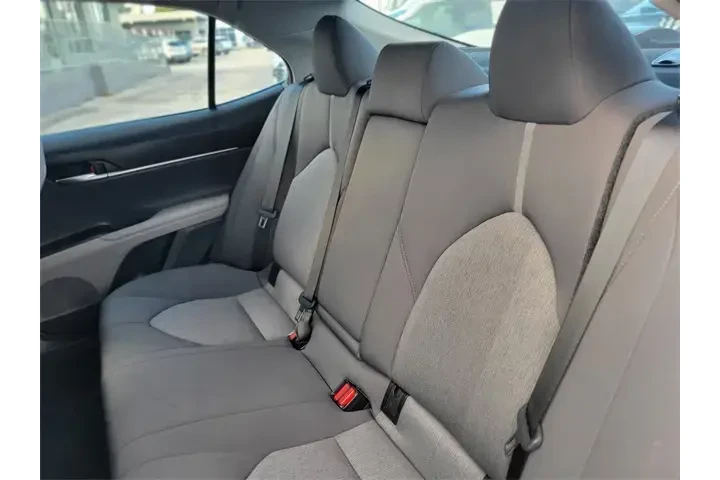 $20591 : Toyota Camry 2022 LE 4dr Sed image 8