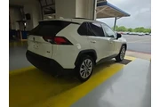 $24998 : Toyota RAV4 2020 XLE Premium thumbnail