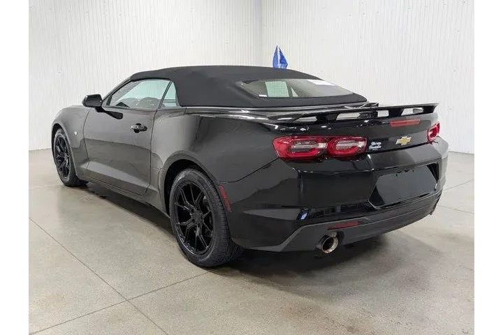 $19998 : Chevrolet Camaro 2023 LT 2dr image 8