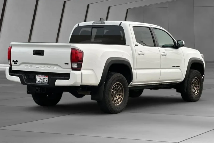 $38900 : Toyota Tacoma 2023 4x4 TRD O image 4