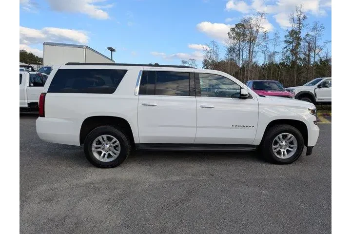 $28995 : Chevrolet Suburban 2020 4x4 image 2