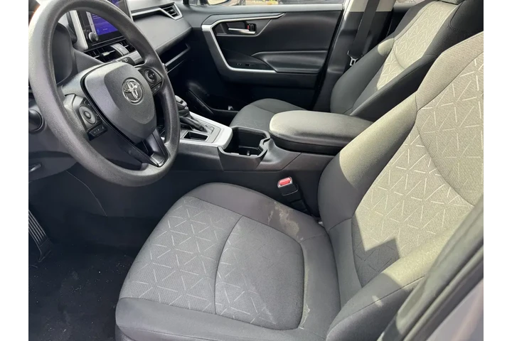 $24687 : Toyota RAV4 2024 XLE 4dr SUV image 10