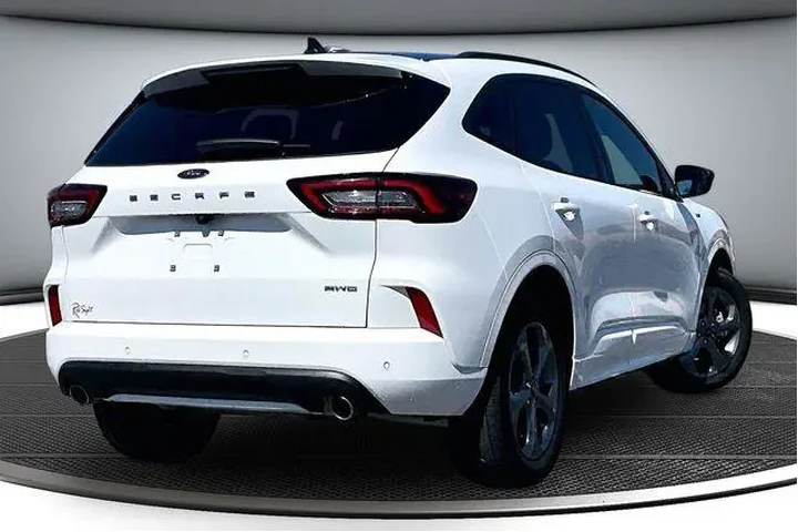 $26000 : Ford Escape 2023 AWD ST-Line image 6
