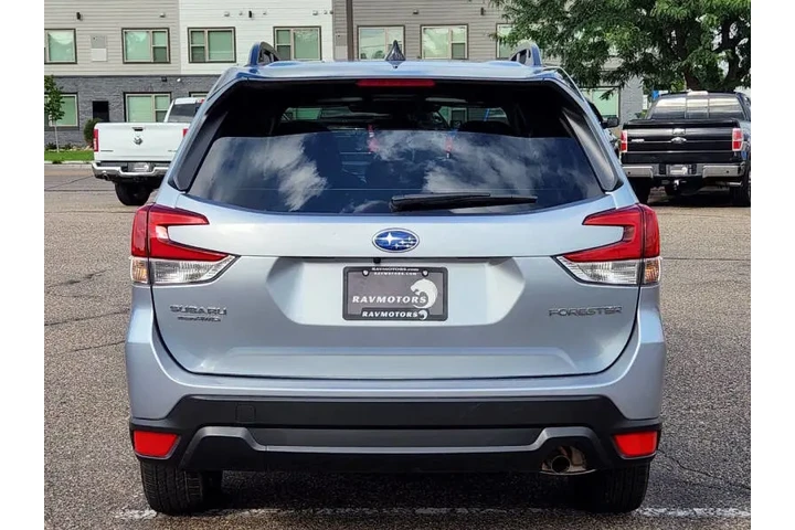 $22475 : 2024 Forester Premium image 9