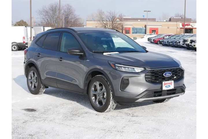 $24937 : Ford Escape 2025 AWD ST-Line image 7
