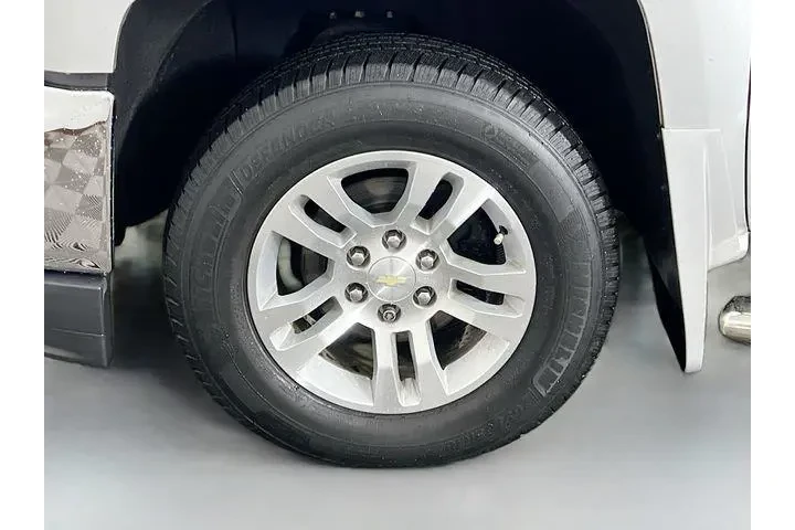 $28975 : Chevrolet Silverado 1500 LD image 10