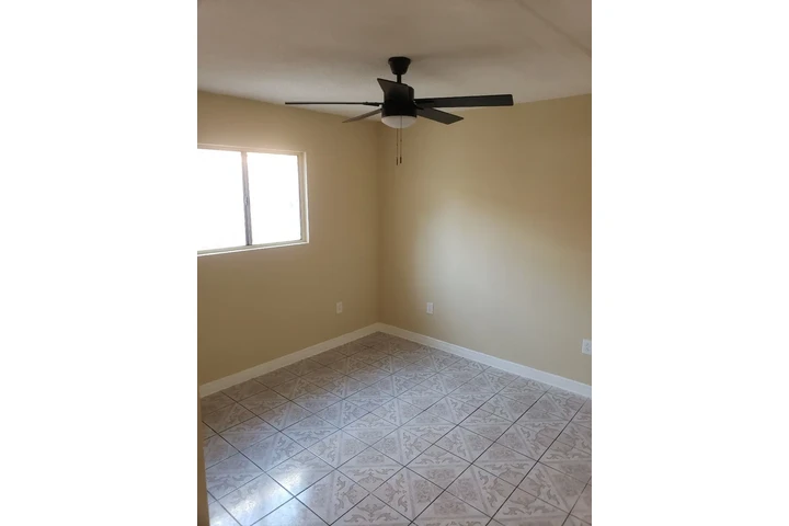 $2600 : Casa De Renta Duplex image 7