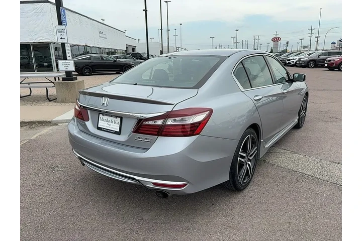 $19998 : 2017 Accord Sport Special Edi image 7