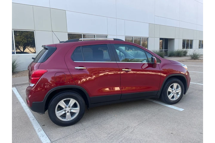 $9995 : 2019 Trax LT image 10