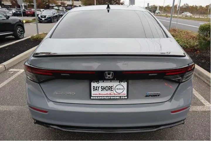 $24670 : Honda Accord Hybrid 2024 Spo image 7
