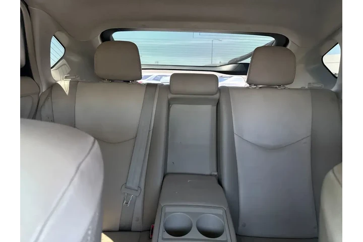 $10899 : Toyota Prius 2012 Four 4dr H image 8