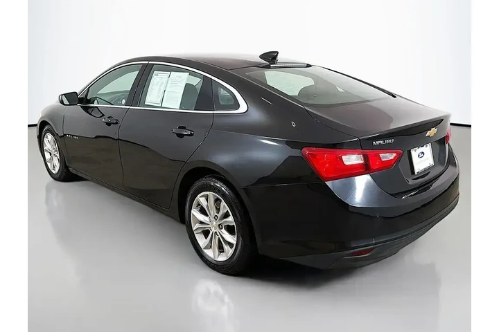 $17699 : Chevrolet Malibu 2024 LT 4dr image 6