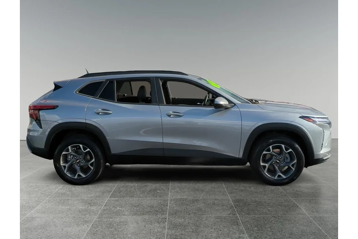 $24850 : Chevrolet Trax 2025 LT 4dr C image 6