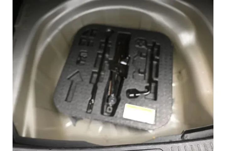 $22991 : Toyota Corolla 2024 LE 4dr S image 10