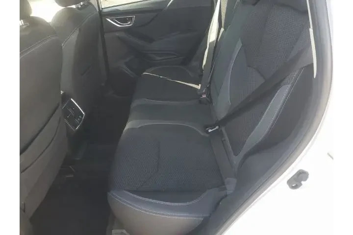 $19286 : Subaru Forester 2021 AWD Pre image 4