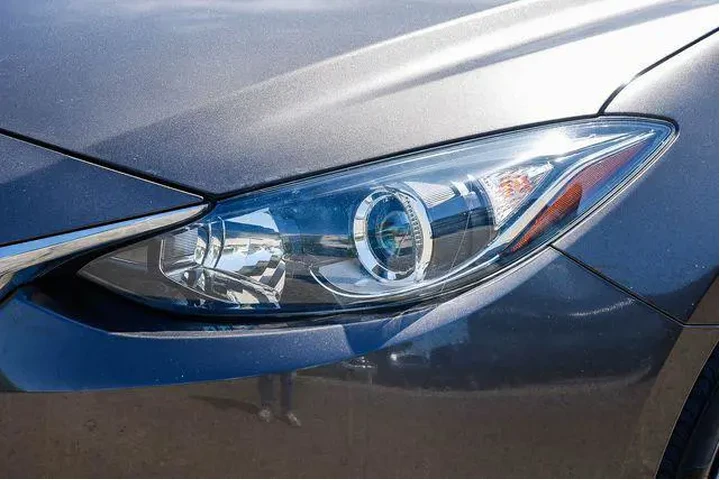 $12997 : Mazda Mazda3 2016 i Sport 4d image 8