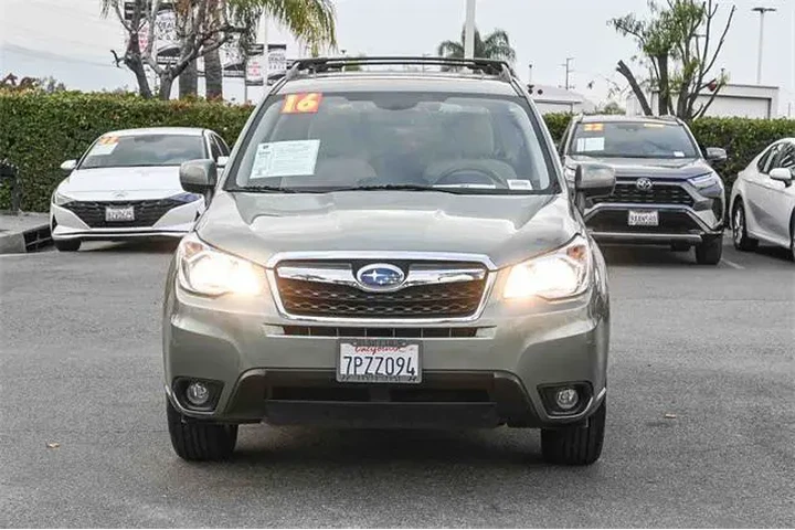 $13000 : Subaru Forester 2016 AWD 2.5 image 2