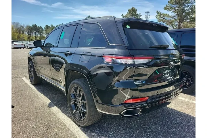 $25999 : Jeep Grand Cherokee 2024 4x4 image 4