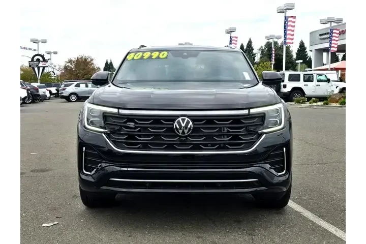 $35981 : Volkswagen Atlas Cross Sport image 2