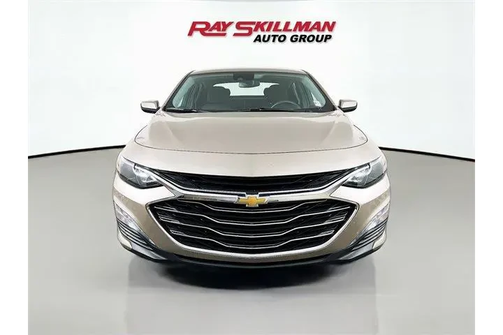 $21975 : Chevrolet Malibu 2024 LT 4dr image 2