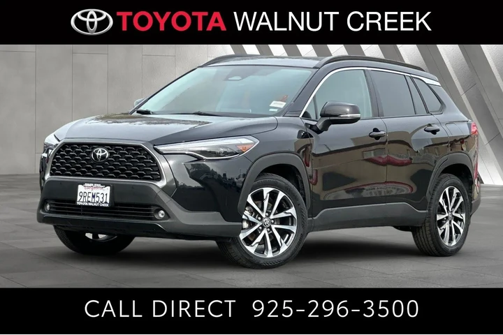 $27900 : Toyota Corolla Cross 2025 XL image 1