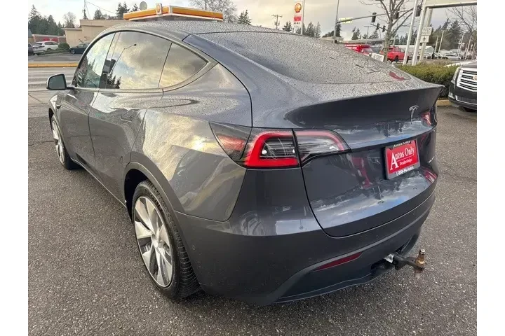 $22999 : Tesla Model Y 2021 AWD Long image 7