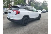 $22998 : GMC Terrain 2022 SLT 4dr SUV thumbnail