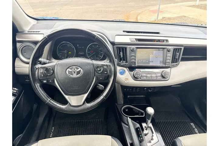 $17495 : 2017 RAV4 Hybrid Limited image 8