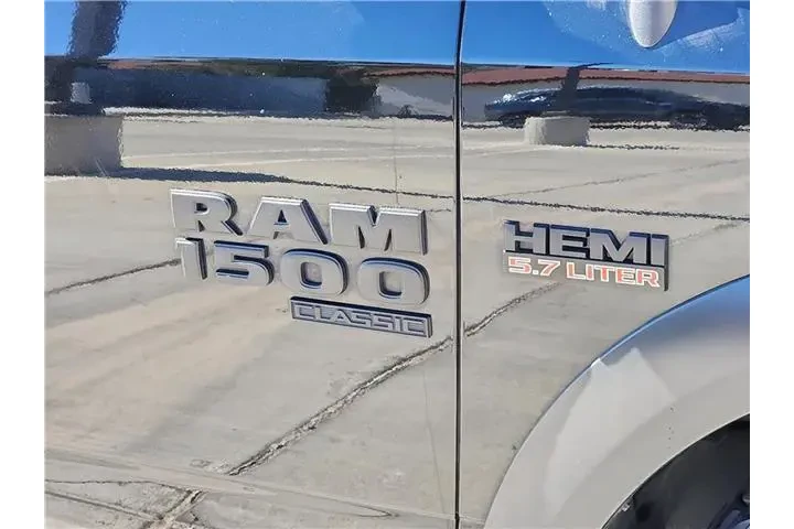$28750 : Ram 1500 Classic 2021 4x4 SL image 8