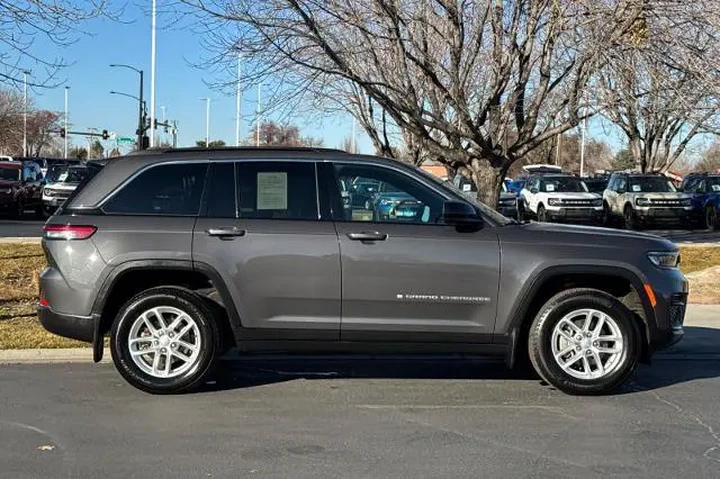 $32995 : Jeep Grand Cherokee 2025 4x4 image 8