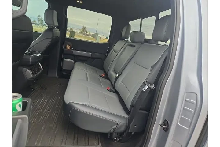 $37990 : Ford F-150 Lightning 2022 AW image 5