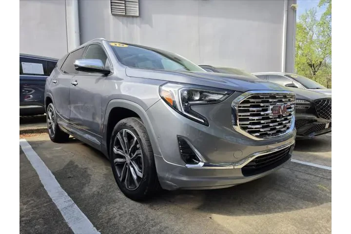 $22990 : GMC Terrain 2019 4x4 Denali image 4
