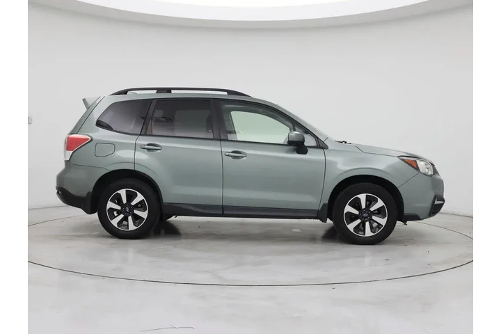 $14998 : Subaru Forester 2017 AWD 2.5 image 7