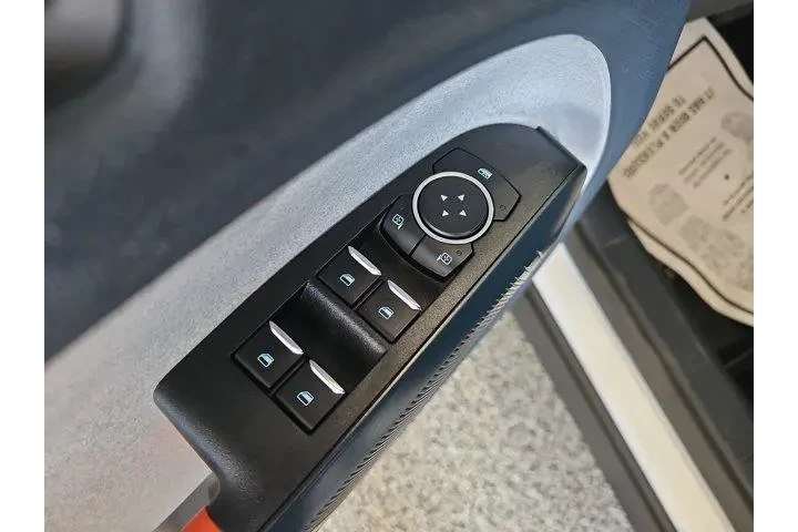 $28999 : Ford Maverick 2023 AWD XLT 4 image 6