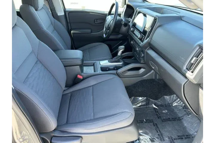 $33950 : Nissan Frontier 2026 4x2 S 4 image 9