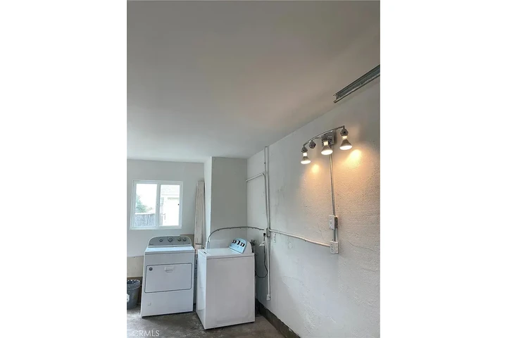 $750 : Beautiful ..Fontana, CA image 7