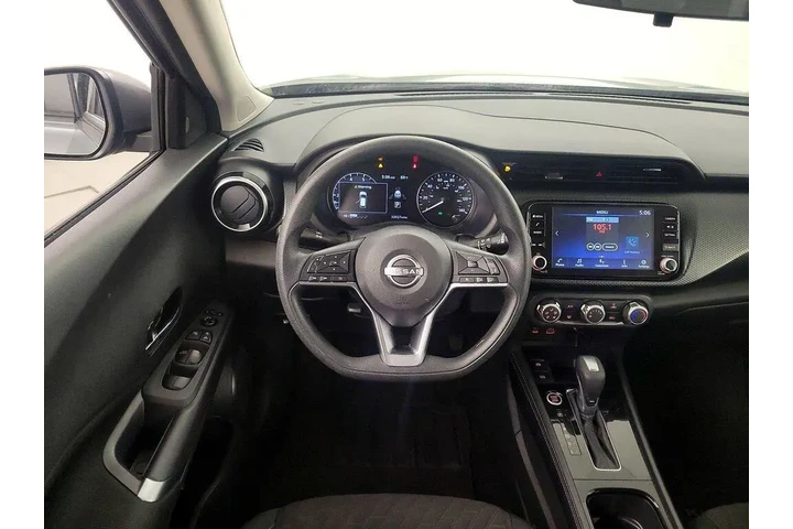 $20998 : Nissan Kicks 2023 SV 4dr Cro image 10