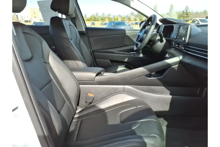 $24834 : Hyundai ELANTRA Hybrid 2025 image 5