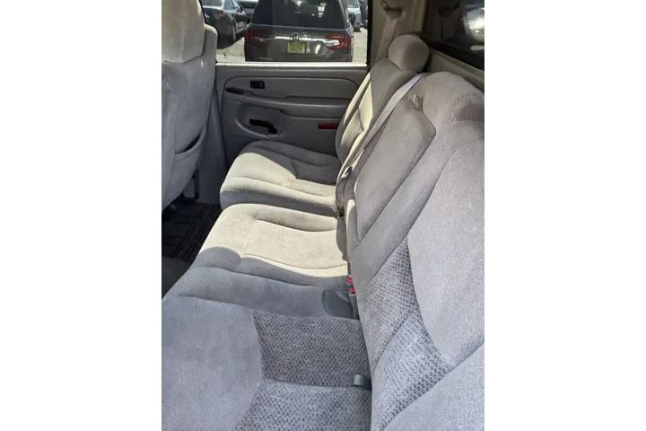 $7999 : 2005 Avalanche 1500 LS image 8