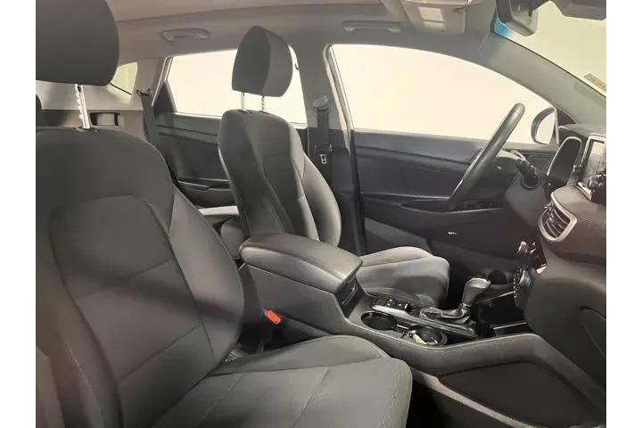 $11939 : Hyundai TUCSON 2019 Night 4d image 10